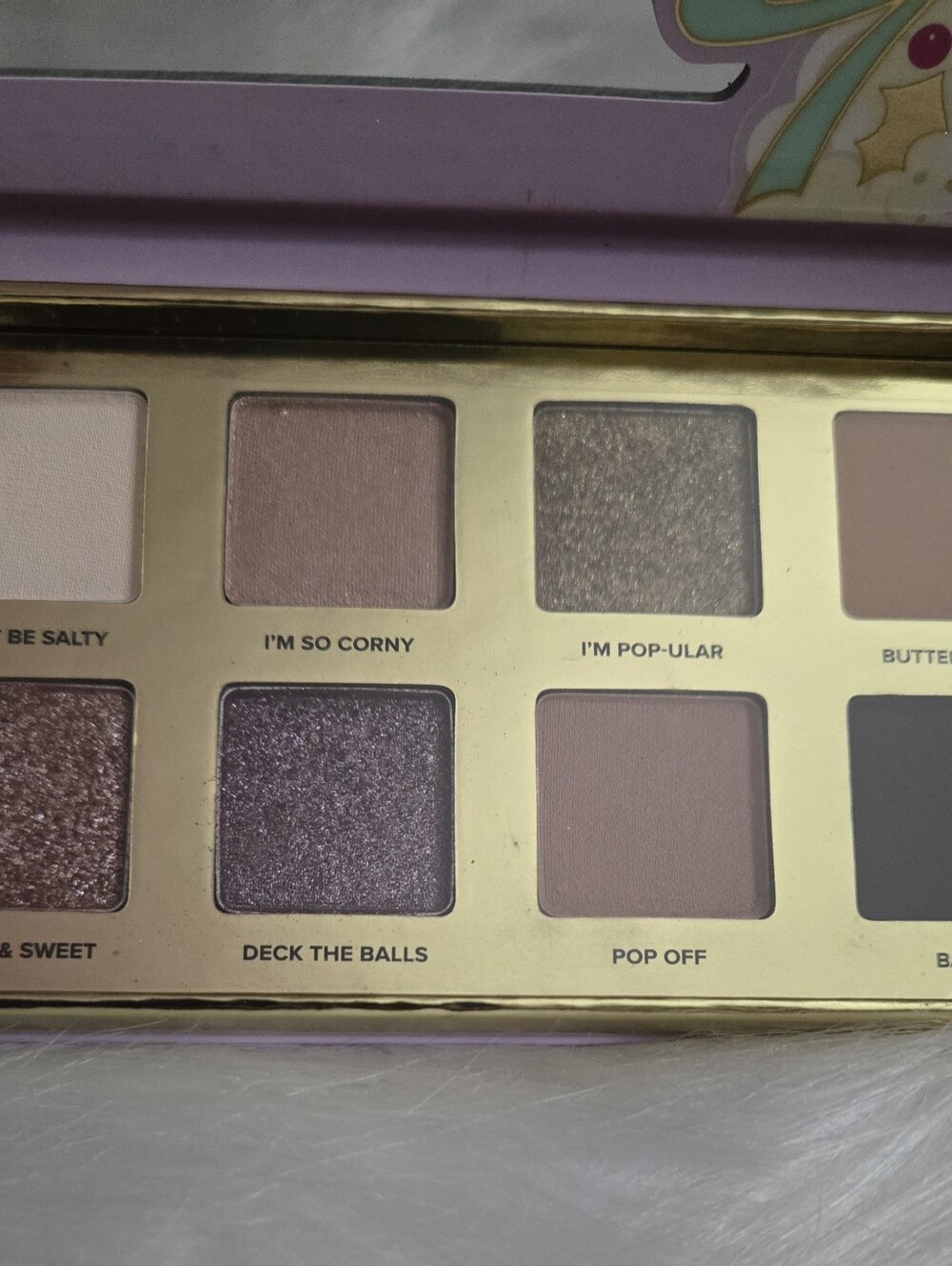 Too Faced Popcorn Balls Bite-sized Eye Shadow Palette With Mirror. NIB - Picture 3 of 4